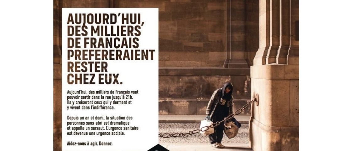 La Fondation rappelle au public que L'urgence sanitaire a fait place à une urgence sociale pour les sans-abris. Homme dans la rue avec des sacs