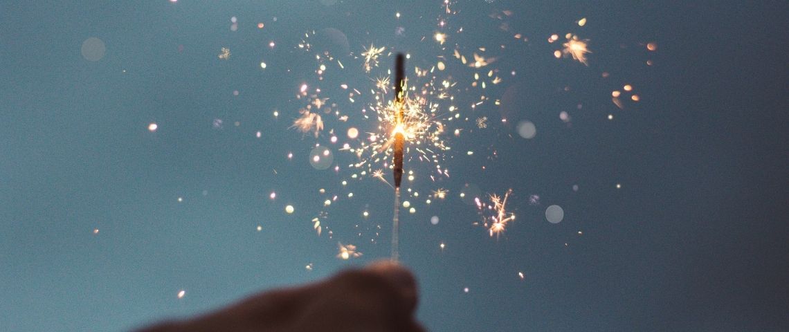 hotwire-technologie-diversite-lequite-linclusion-entreprises-numerique-tech-engagement-social Une bougie étincelle