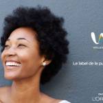Jeunes femme souriante