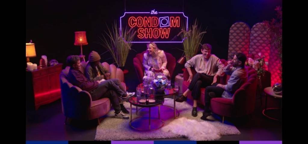 Animateur de l'emission The Condom Show