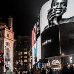 Building avec de la publicité