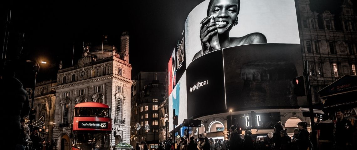 TF1 PUB lance le programme eco-funding, un fonds publicitaire à vocation environnementale Building avec de la publicité