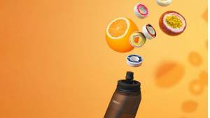 Fruits sortant d'une gourde