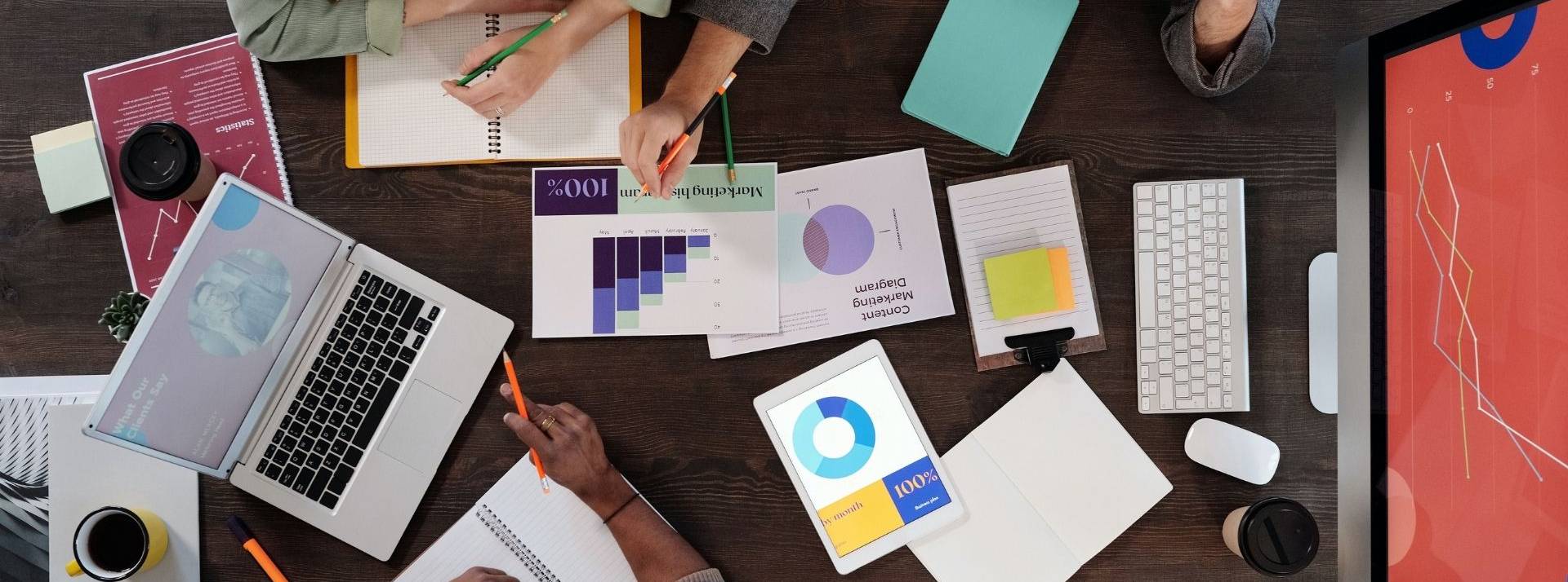 Dans la continuité de son partenariat de 15 ans avec Adobe, Link Mobility dévoile une API inédite pour améliorer l’interopérabilité de ses solutions de messagerie mobile avec les produits Adobe Bureau travail avec des oridnateurs et des feuilles