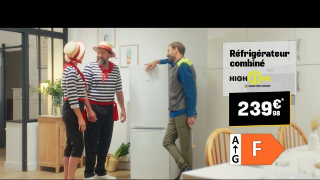 Electro Depot poursuit sa campagne de notoriété en lançant son premier spot publicitaire diffusé en TV 3 personnes dans une cuisine