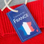 Pull avec une étiquette "Fabriqué en France"