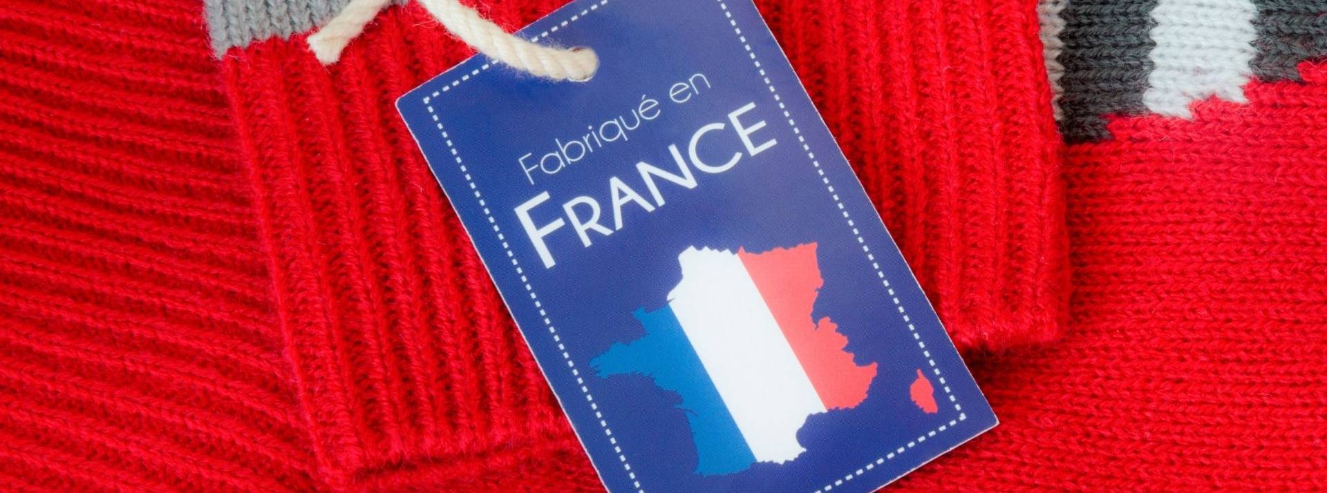 La Bande à Coco présente CocoDico, la première application mobile dédiée au Made in France ! Pull avec une étiquette - Fabriqué en France -