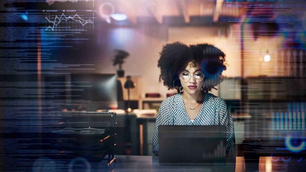 Femme informaticienne