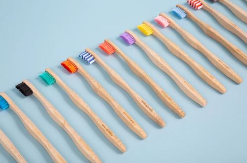 Brosse à dents multicolore