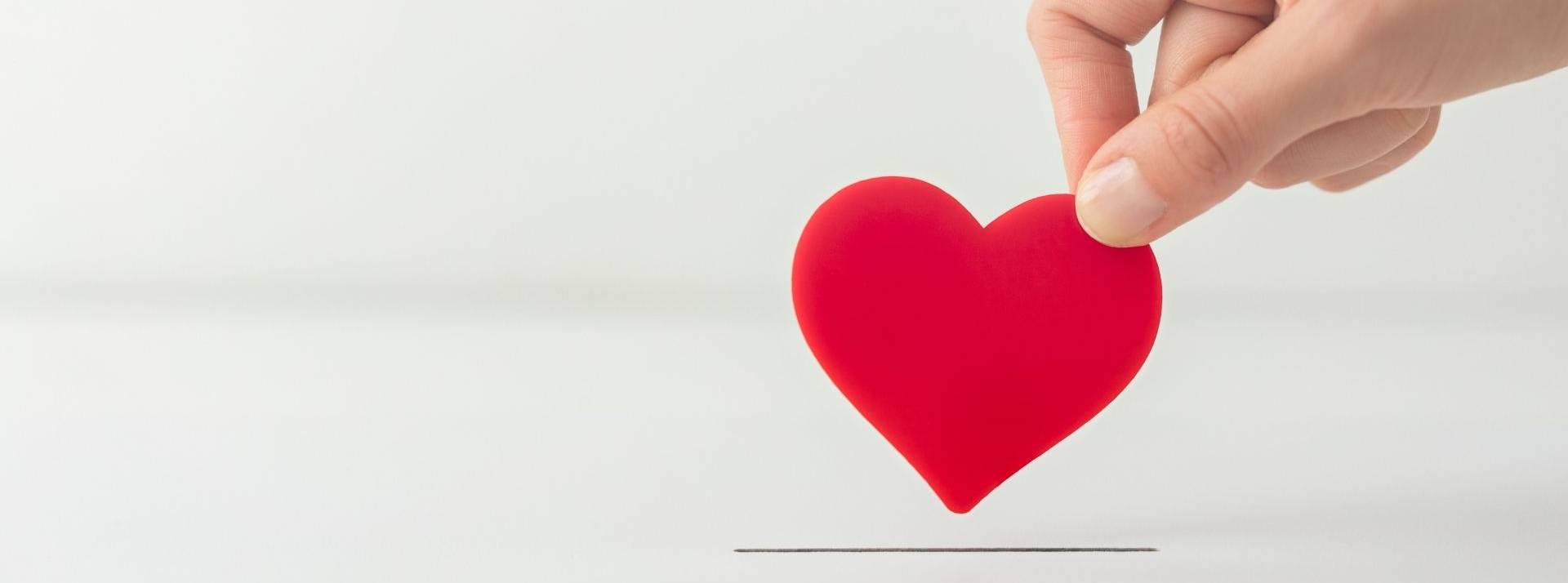 Le Bon Marché rive gauche organise une vente caritative exceptionnelle parrainée par Teddy Riner au profit de L’Institut Imagine Coeur