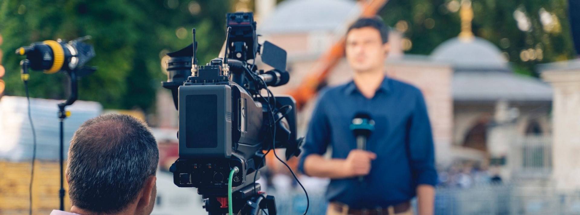 L’AFP réorganise sa rédaction à Paris par pôles thématiques Journaliste reporter