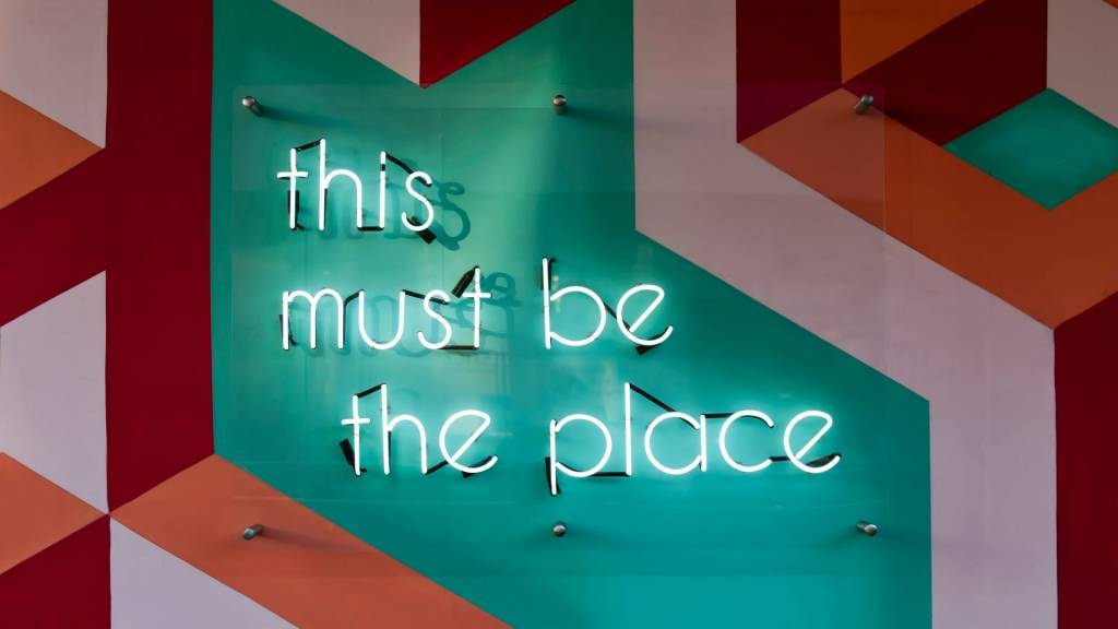 Inscription : This Must Be The Place