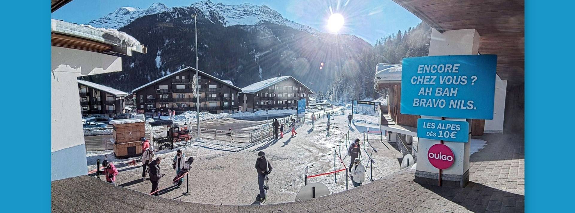 OUIGO se positionne là où on ne l’attend pas avec une nouvelle campagne détonante, concoctée par son agence ROSA PARIS. Webcam station de ski
