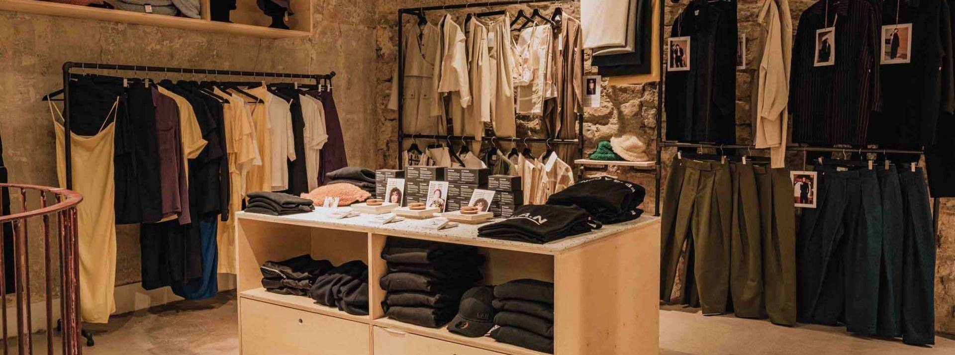 Ouverture du concept store hybride SAFE dans le quartier du Marais Concept Store Safe