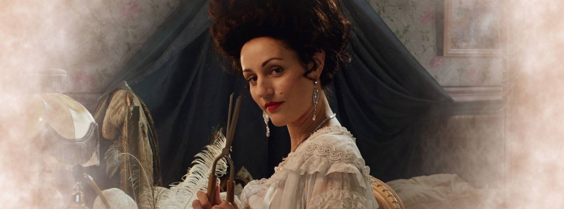 Dare.Win imagine une collaboration inédite entre la plateforme VOD TV5MONDE plus et le média féminin et engagé Madmoizelle ! Femme de la cours du roi