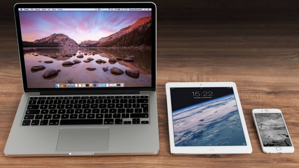Razorfish s'associe au collectif GreenIT.fr pour aider les entreprises à réduire l'empreinte environnementale de leurs sites Web Ordinateur portable, tablette et smartphone