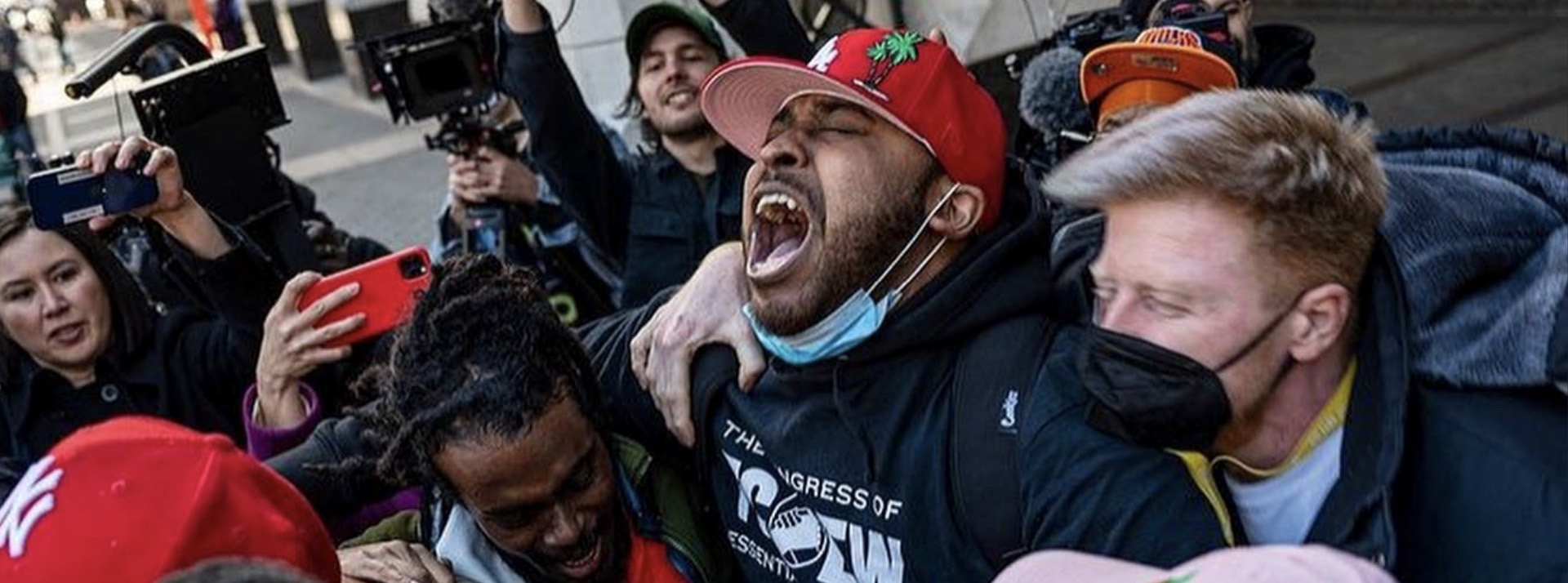 amazon labor union homme qui crie