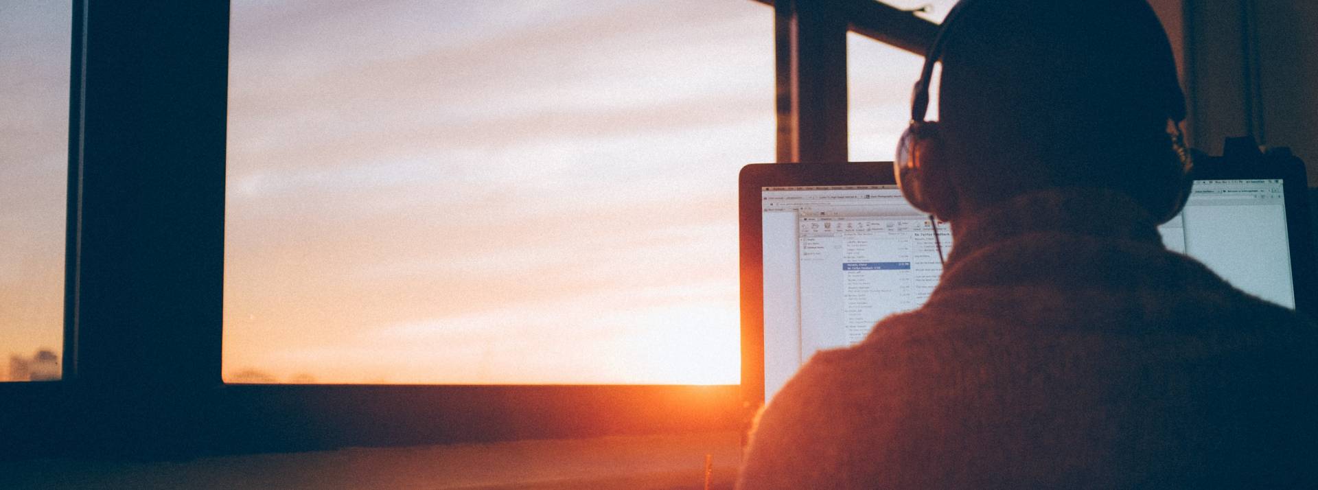 simon-abrams-k_T9Zj3SE8k-unsplash simon-abrams-k_T9Zj3SE8k-unsplash