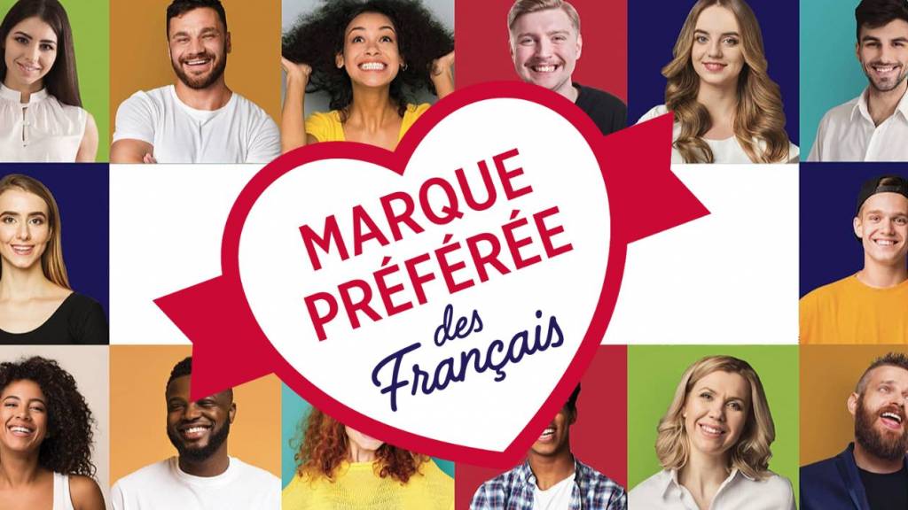 Caroussel de personnes souriantes