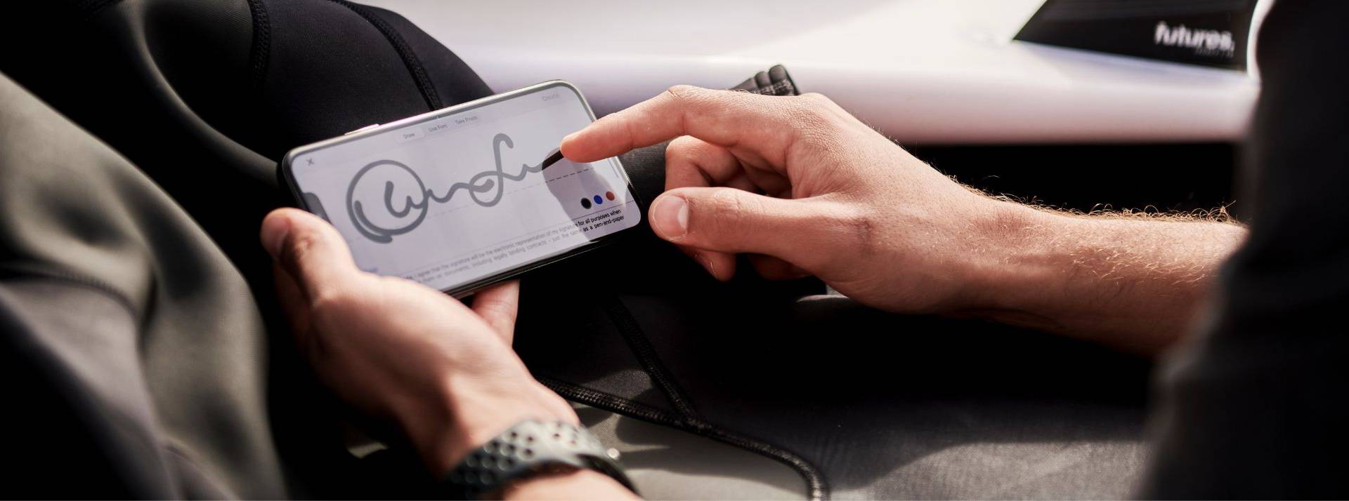 ET SI LA FRANCE DÉTENAIT LES CLEFS DE L'AVENIR DE LA SIGNATURE NUMÉRIQUE ? ET SI LA FRANCE DÉTENAIT LES CLEFS DE L'AVENIR DE LA SIGNATURE NUMÉRIQUE ?